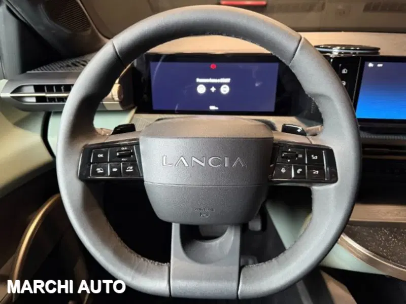 Lancia Ypsilon usata a Perugia (15)