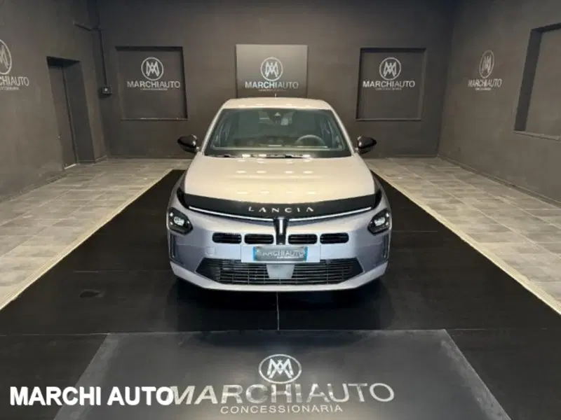 Lancia Ypsilon usata a Perugia (2)