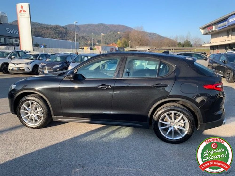 Alfa Romeo Stelvio usata a Lucca (5)