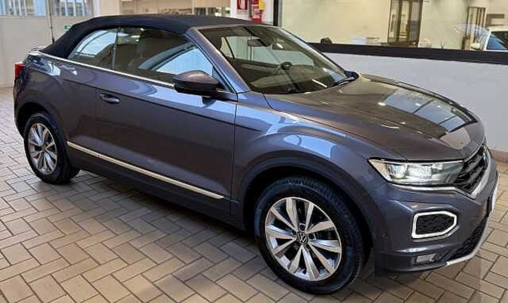 Volkswagen T-Roc Cabrio usata a Torino (13)