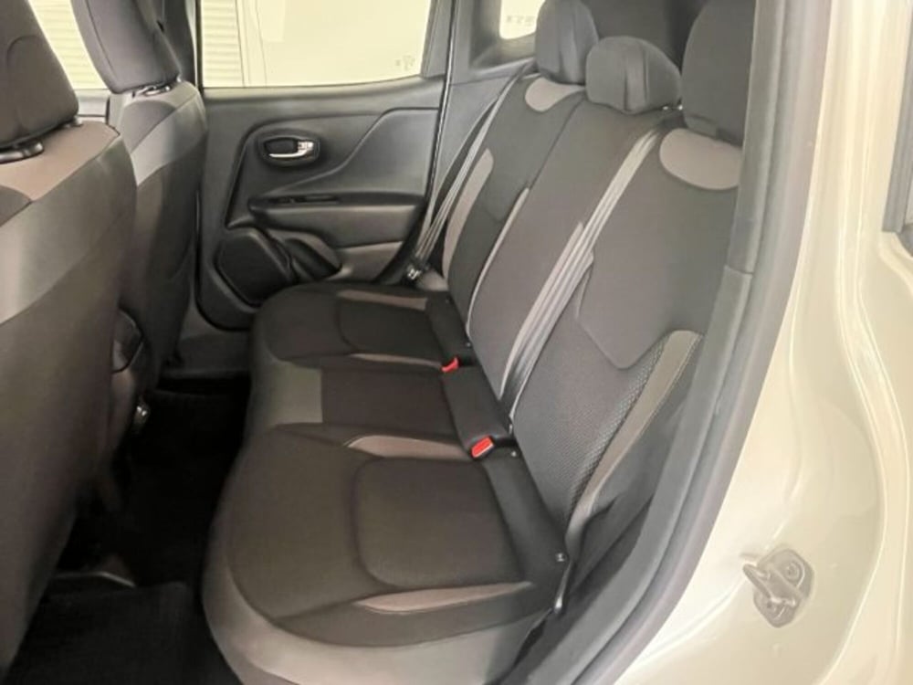 Jeep Renegade usata a Oristano (15)