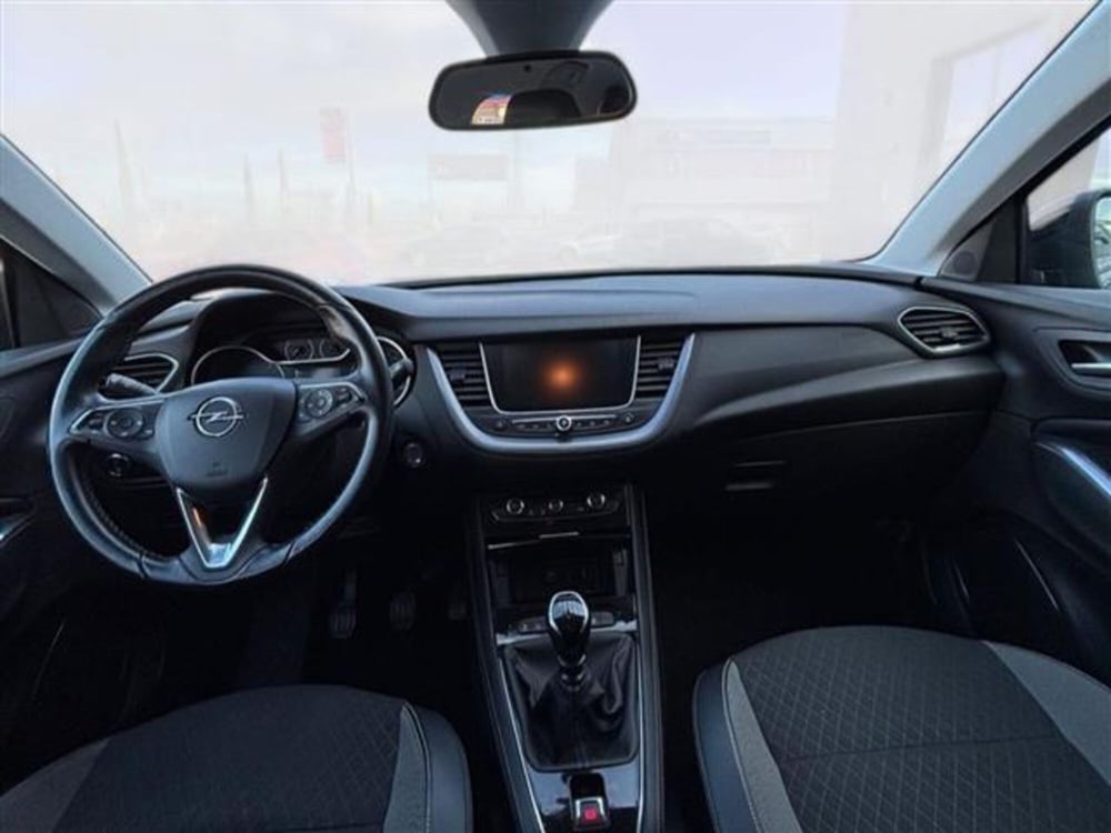 Opel Grandland X usata a Livorno (10)