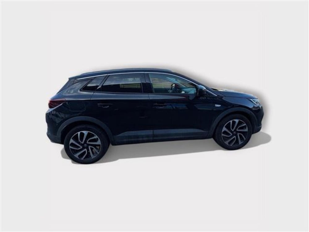 Opel Grandland X usata a Livorno (6)