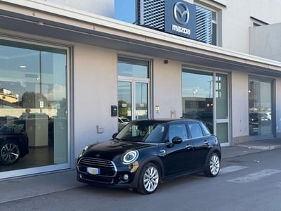 MINI Mini 1.5 Cooper D 5 porte  del 2018 usata a Castellammare di Stabia