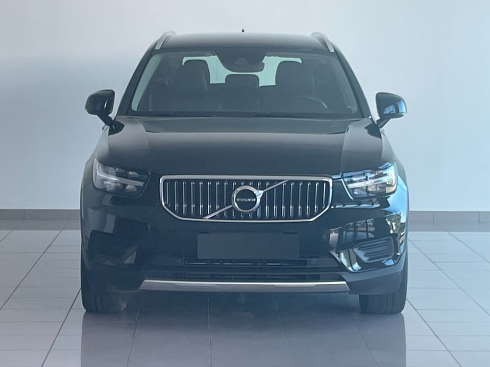 Volvo XC40 usata a Lecce (2)