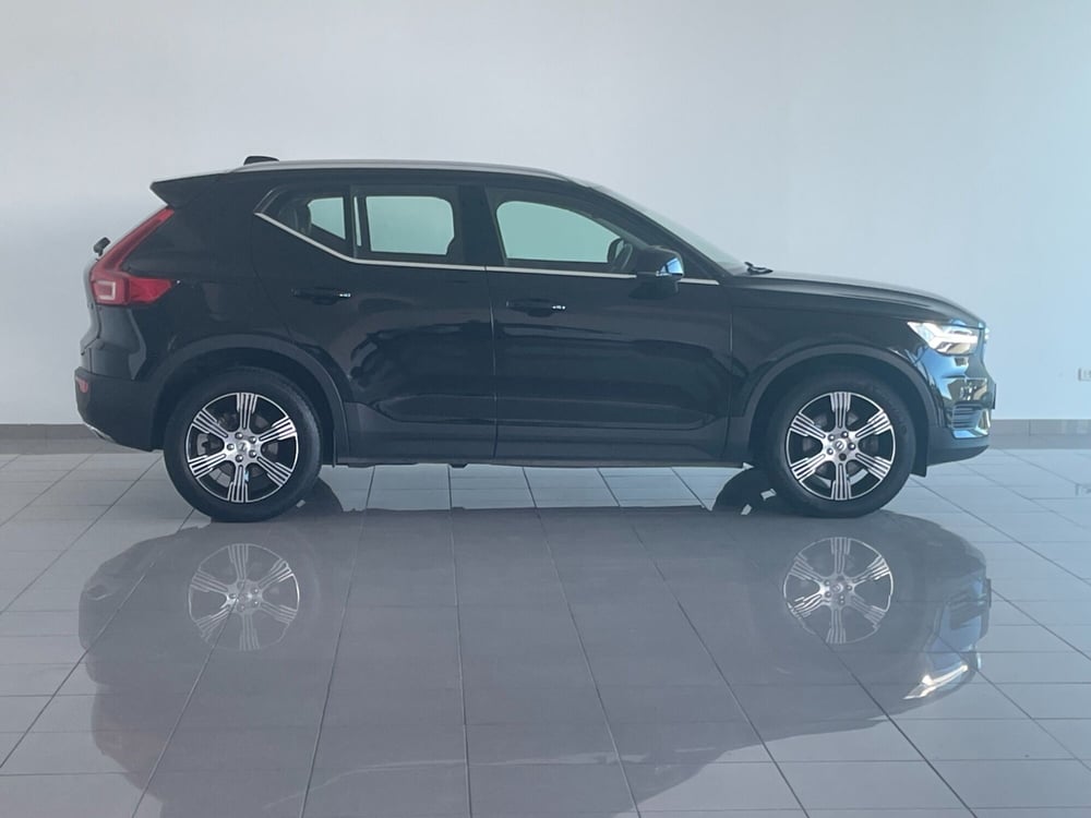 Volvo XC40 usata a Lecce (6)