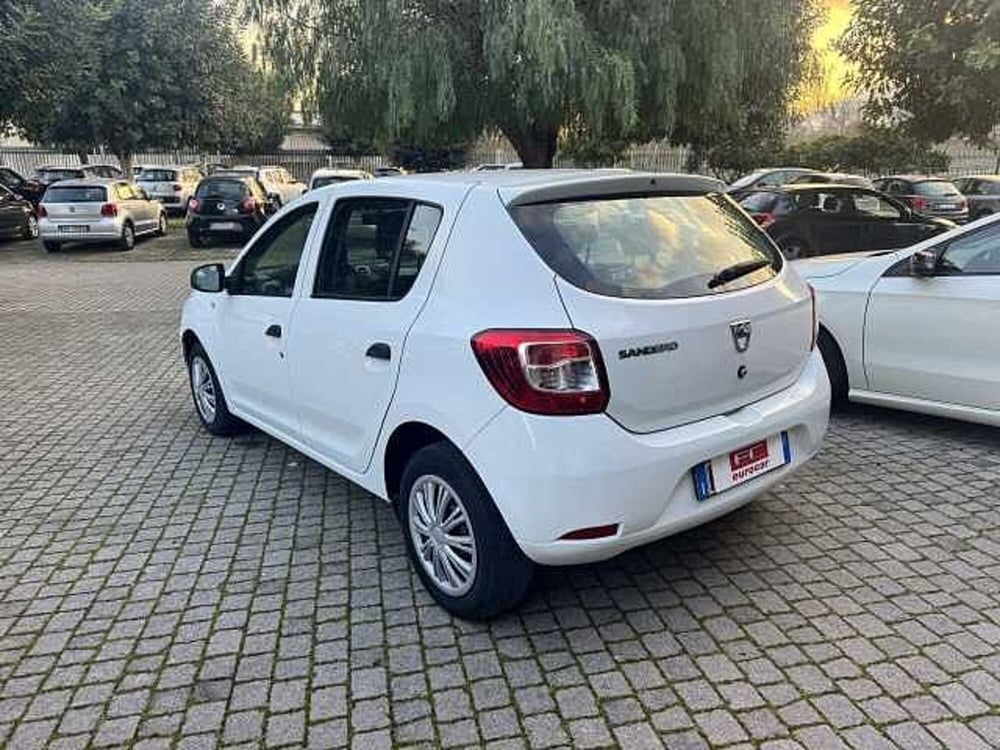 Dacia Sandero usata a Napoli (3)