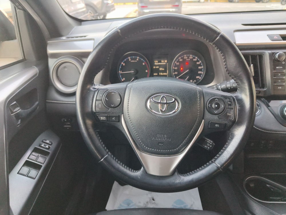 Toyota Rav4 usata a Reggio Calabria (12)