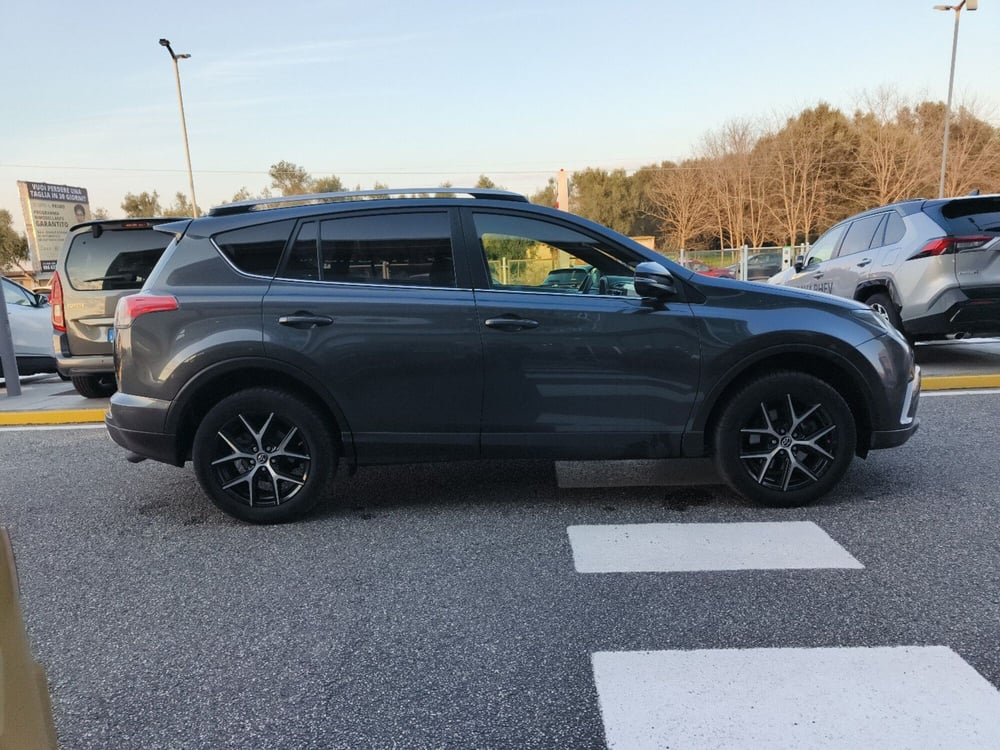 Toyota Rav4 usata a Reggio Calabria (7)