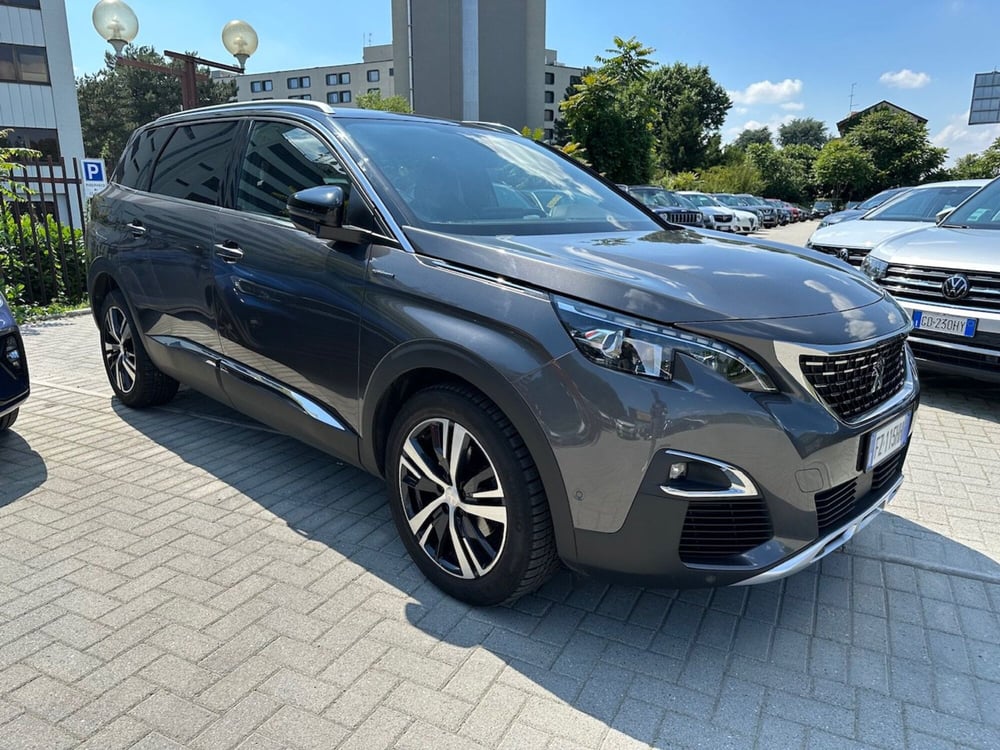 Peugeot 5008 usata a Milano (3)