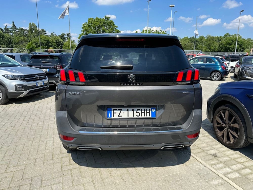 Peugeot 5008 usata a Milano (6)