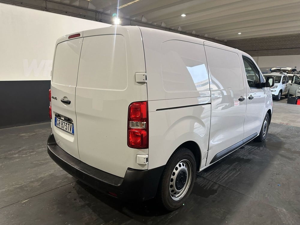 Opel Vivaro Furgone usata a Milano (6)