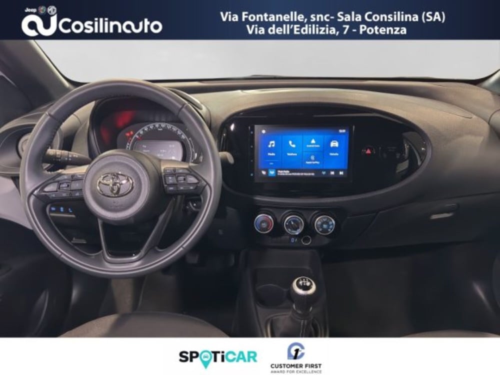 Toyota Aygo X usata a Salerno (11)