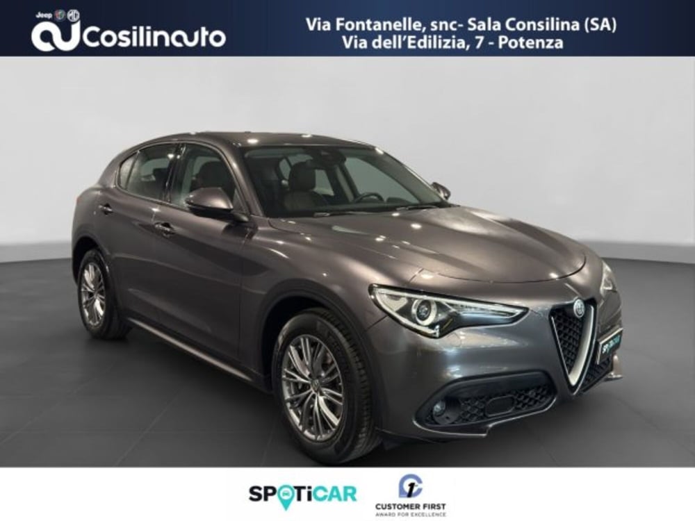 Alfa Romeo Stelvio usata a Salerno (7)