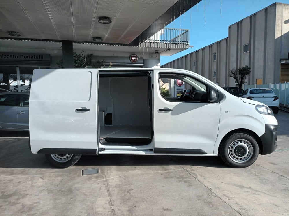 Fiat Scudo Furgone nuova a Bari (2)