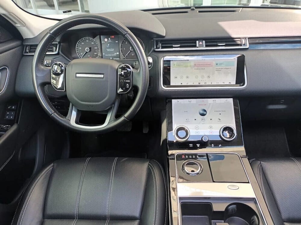 Land Rover Range Rover Velar usata a Bari (10)