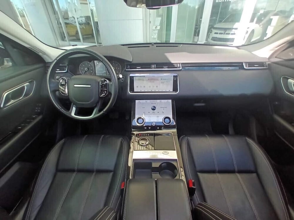 Land Rover Range Rover Velar usata a Bari (13)