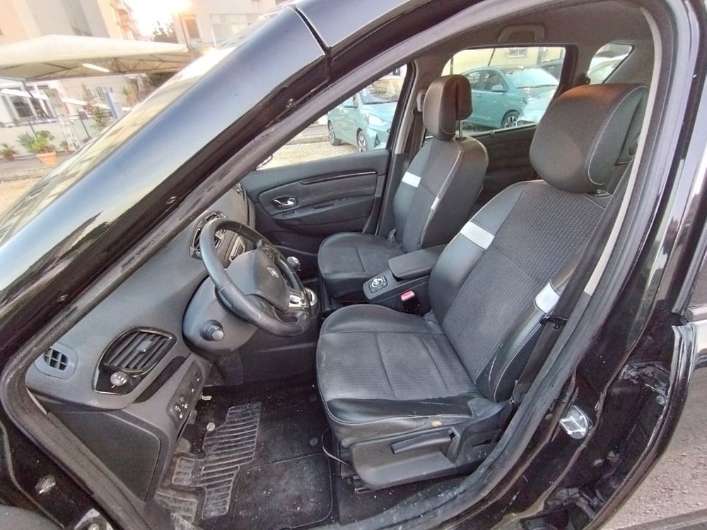 Renault Scenic E-Tech Electric usata a Palermo (5)