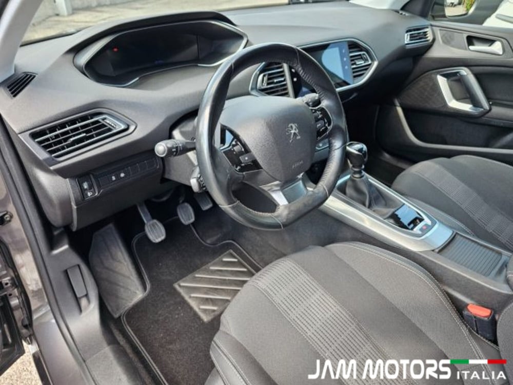 Peugeot 308 usata a Como (14)