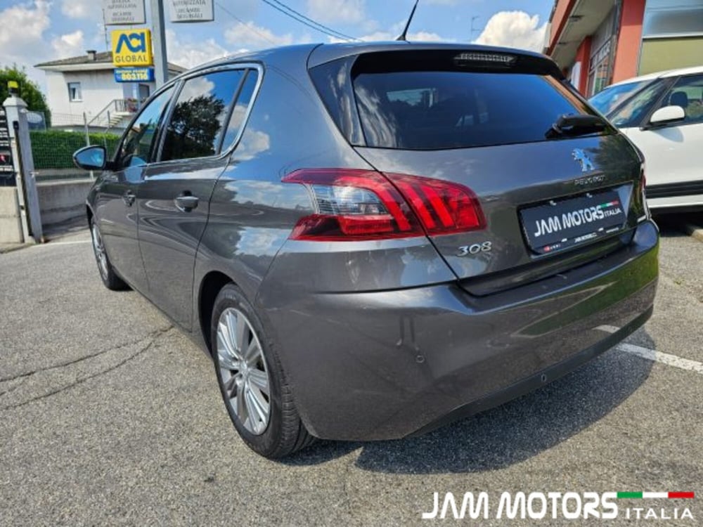 Peugeot 308 usata a Como (3)