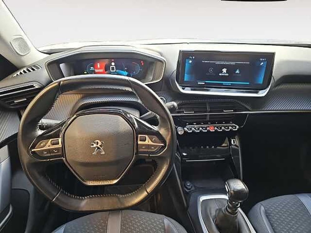 Peugeot 2008 usata a Lecco (9)