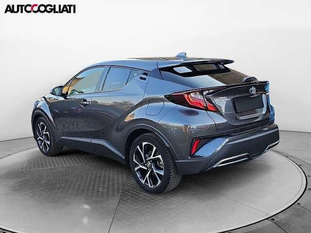 Toyota Toyota C-HR usata a Lecco (7)