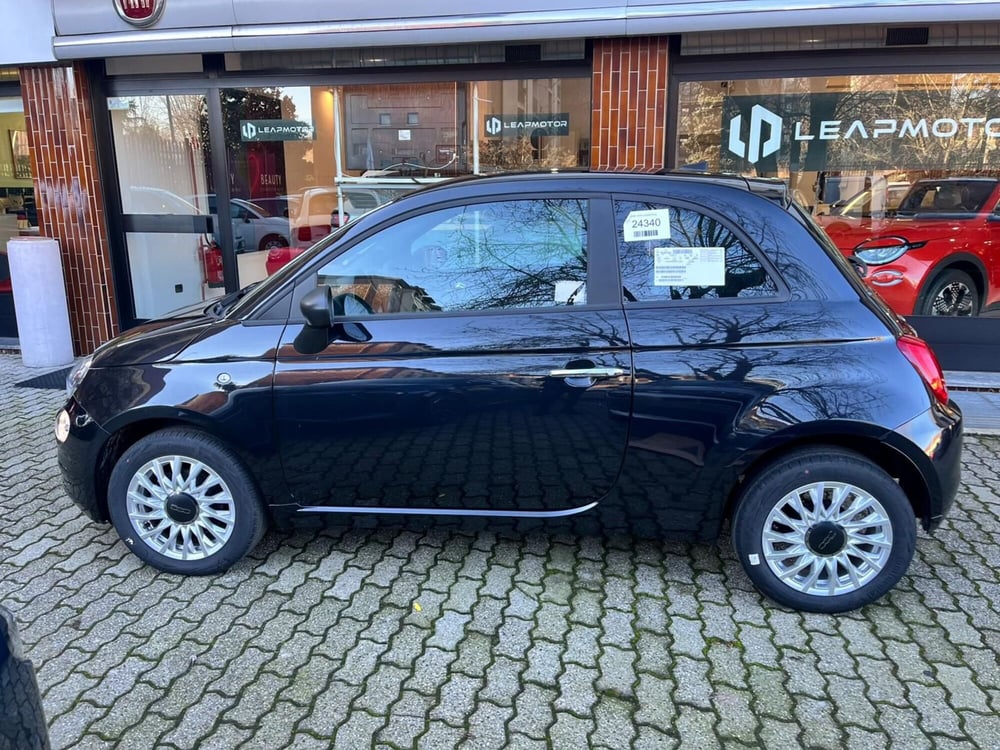 Fiat 500 nuova a Milano (4)