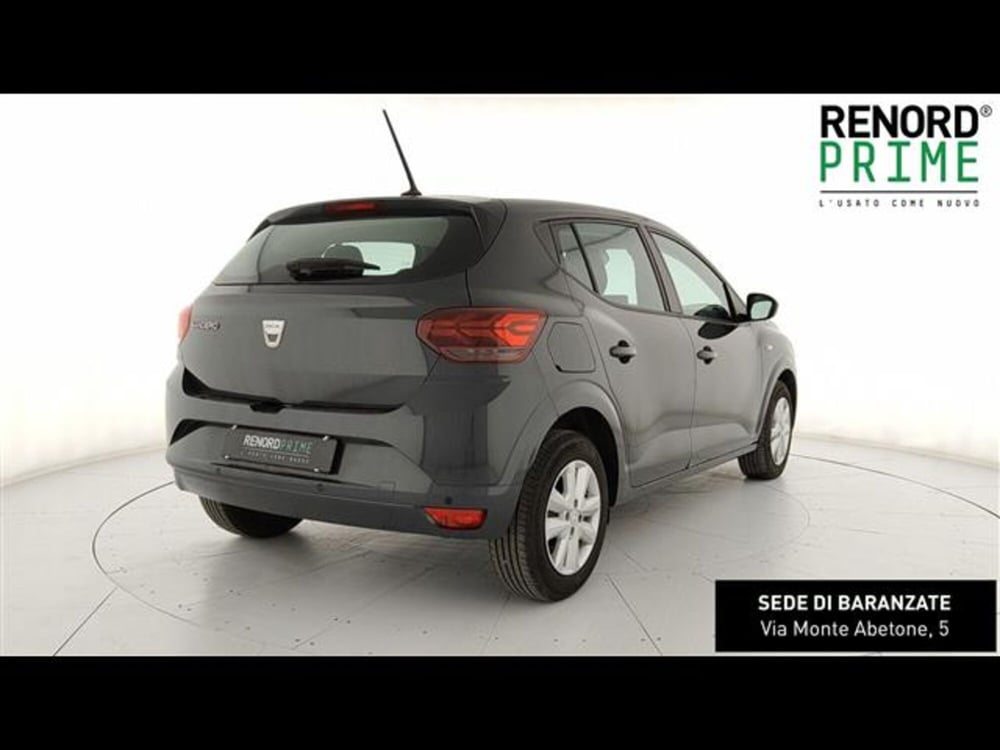 Dacia Sandero usata a Milano (5)