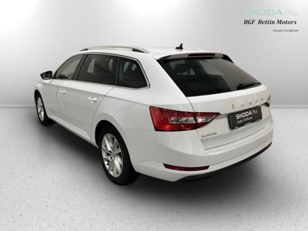 Skoda Superb Station Wagon usata a Padova (4)