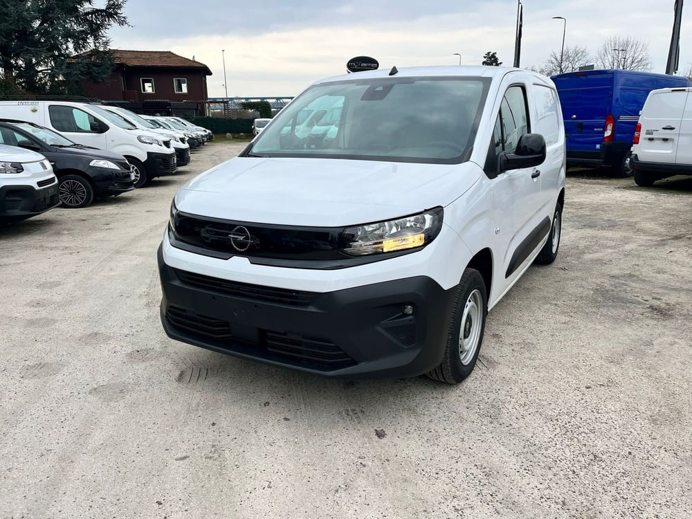 Opel Combo Furgone nuova a Milano