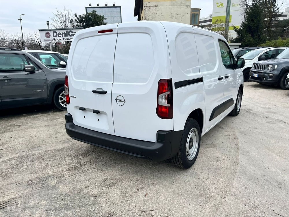 Opel Combo Furgone nuova a Milano (10)