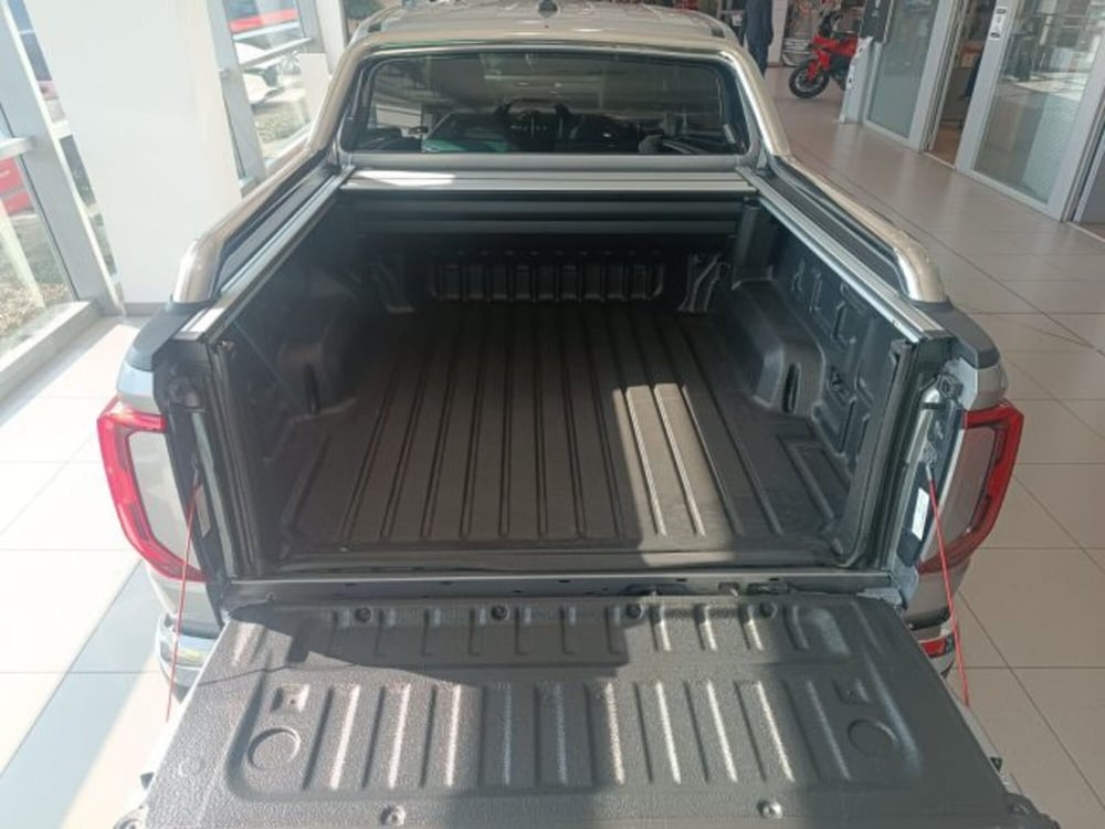 Volkswagen Amarok nuova a Vicenza (7)