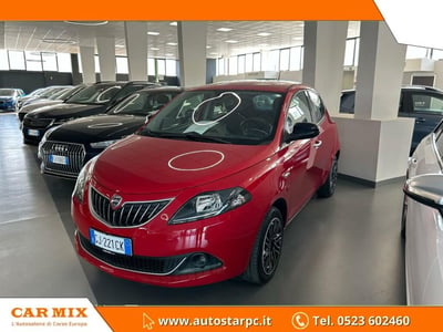 Lancia Ypsilon 1.0 FireFly 5 porte S&amp;S Hybrid Gold Plus del 2022 usata a Piacenza