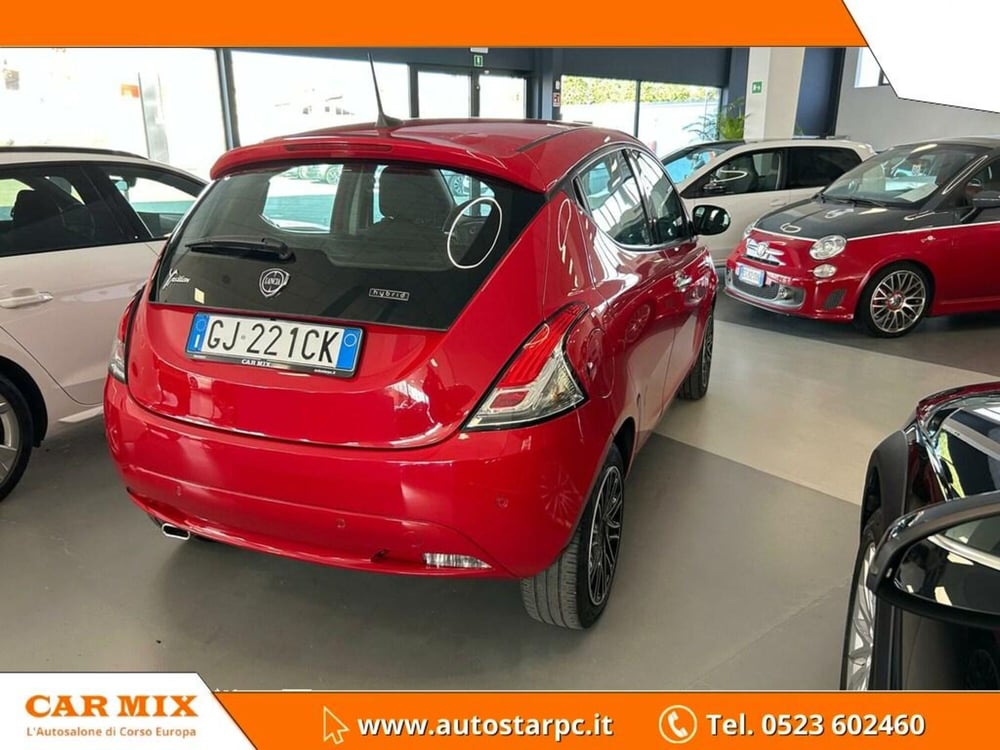 Lancia Ypsilon usata a Piacenza (4)
