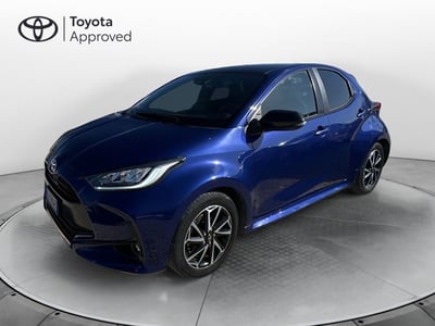 Toyota Yaris 1.5 Hybrid 5 porte Lounge del 2021 usata a Misterbianco