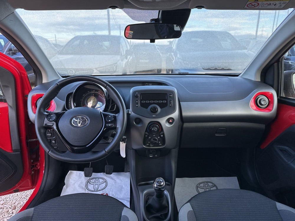 Toyota Aygo usata a Catania (9)