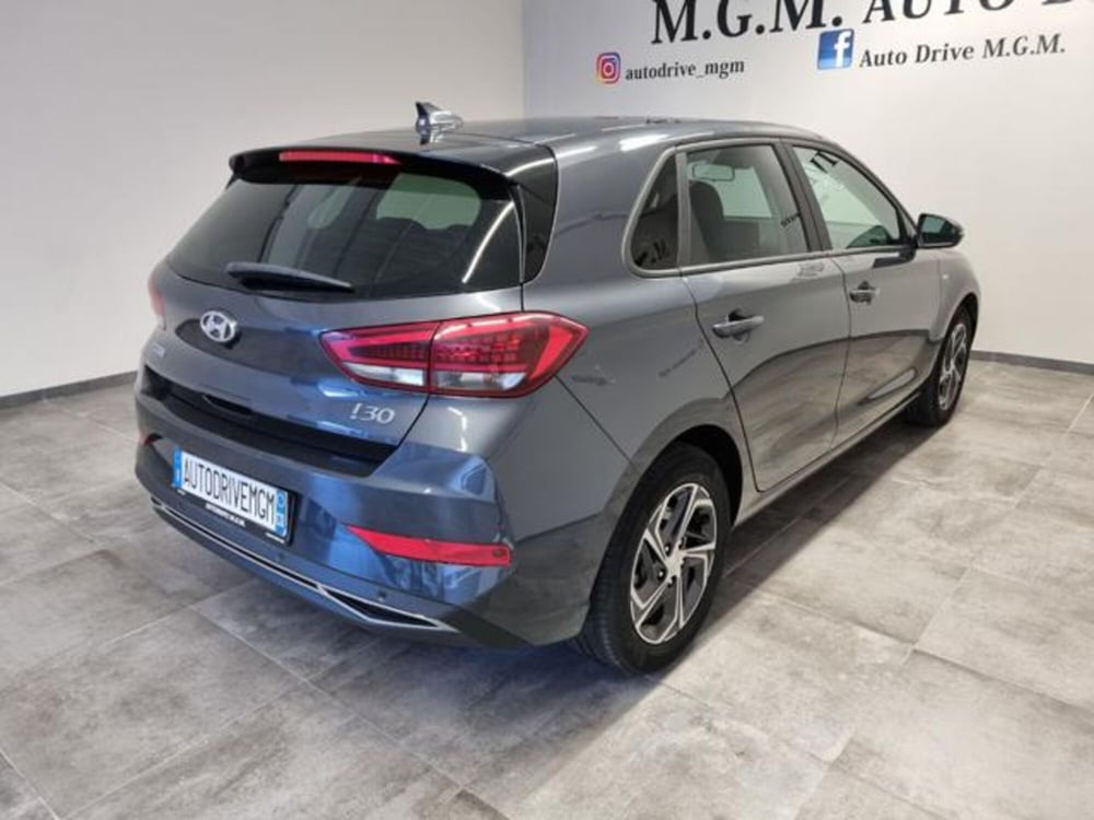 Hyundai i30 usata a Como (17)