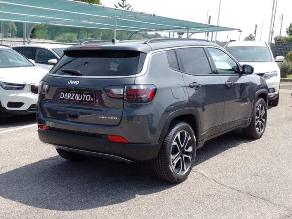 Jeep Compass nuova a Brescia (4)