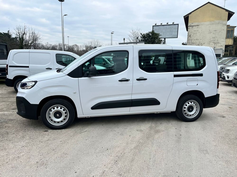 Fiat Doblò Furgone nuova a Milano (4)