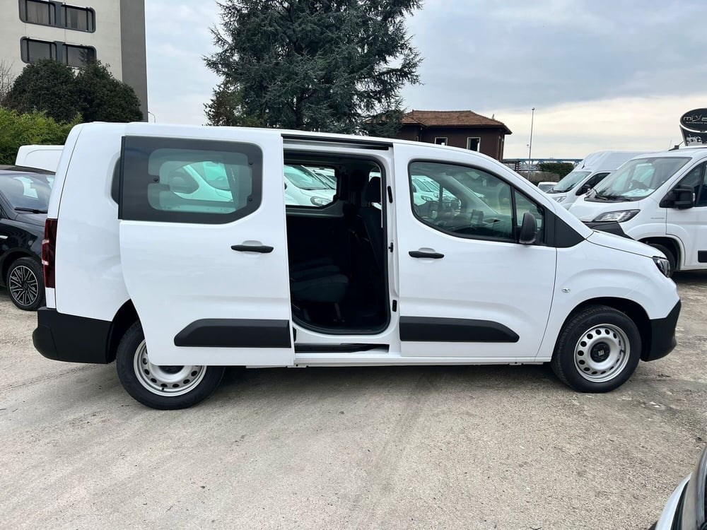 Fiat Doblò Furgone nuova a Milano (7)