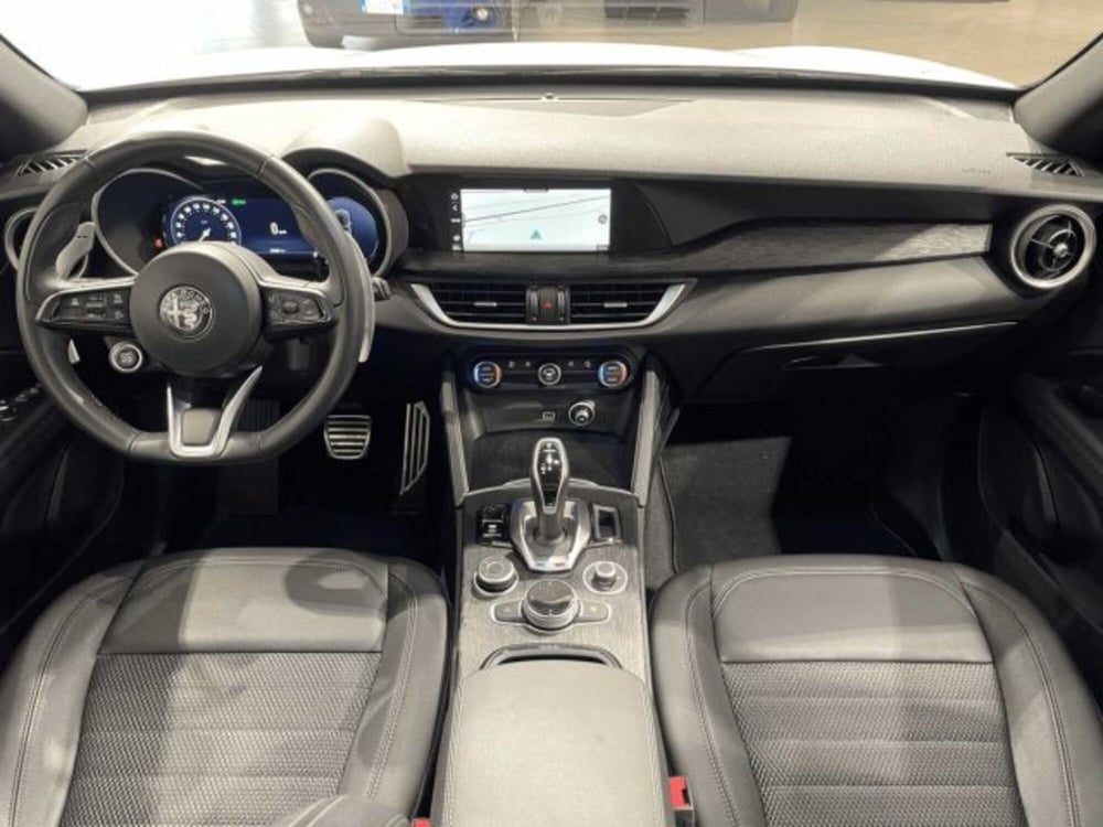 Alfa Romeo Stelvio usata a Sondrio (12)