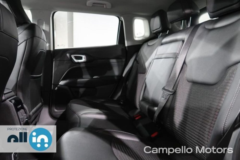 Jeep Compass nuova a Venezia (6)