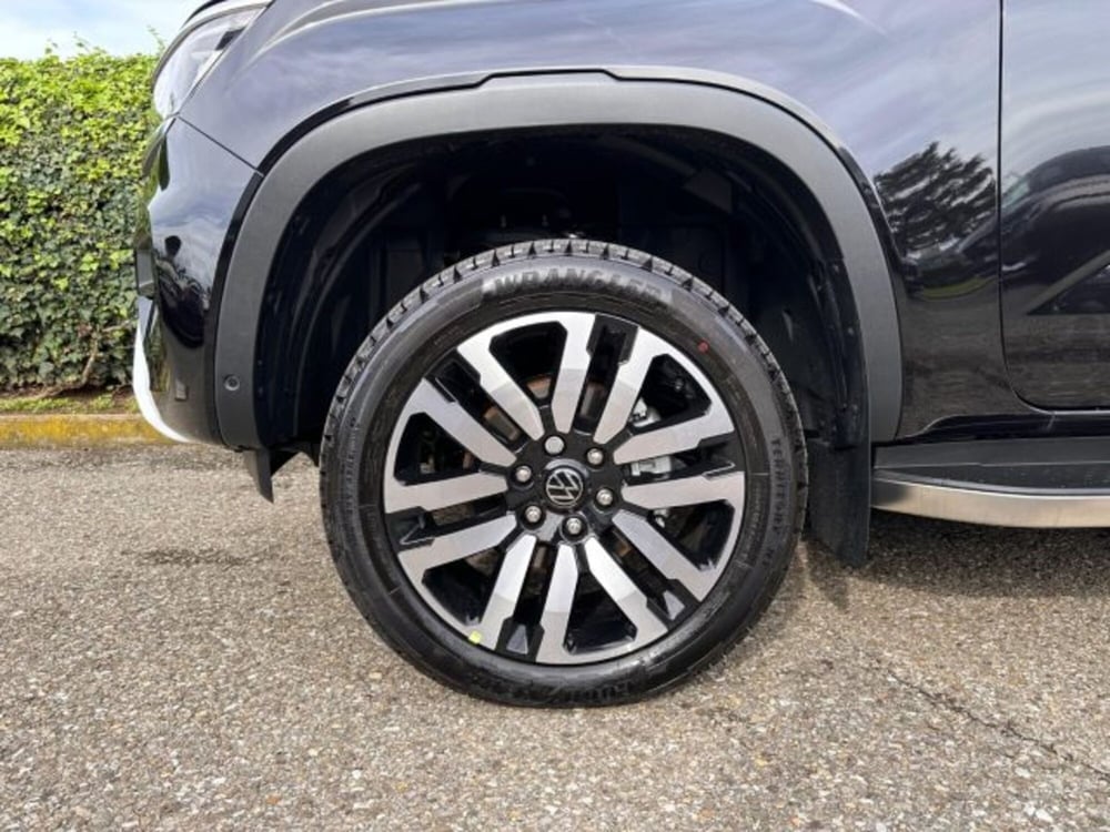 Volkswagen Amarok nuova a Bologna (7)