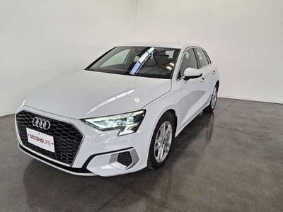 Audi A3 Sportback 35 1.5 tfsi mhev Business Advanced s-tronic del 2022 usata a San Giovanni Teatino