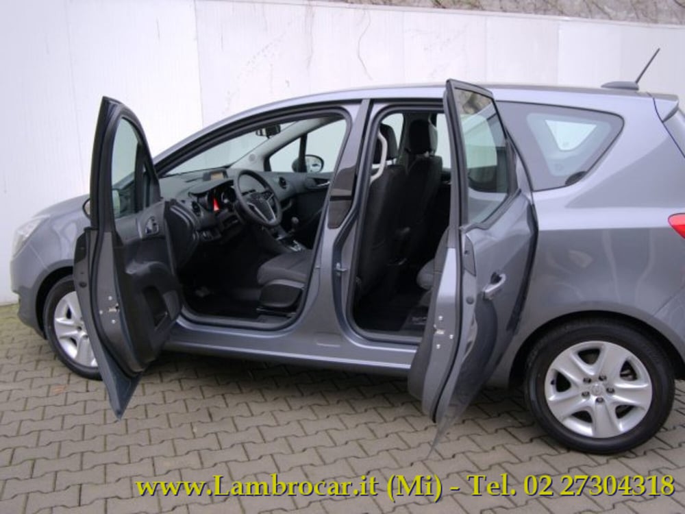 Opel Meriva usata a Milano (14)