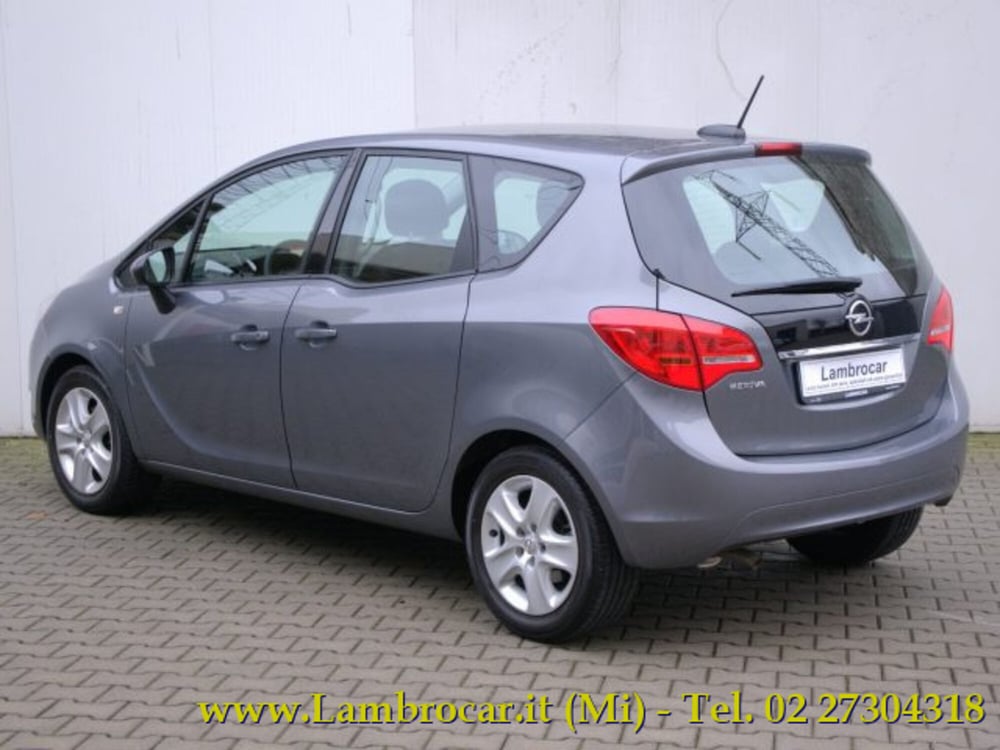 Opel Meriva usata a Milano (15)