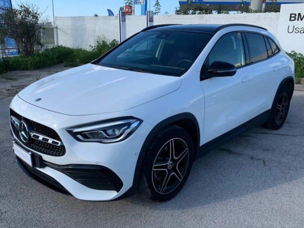 Mercedes-Benz GLA SUV usata a Lecce