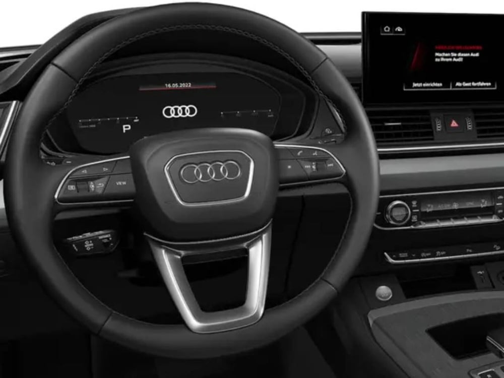 Audi Q5 Sportback nuova a Novara (6)