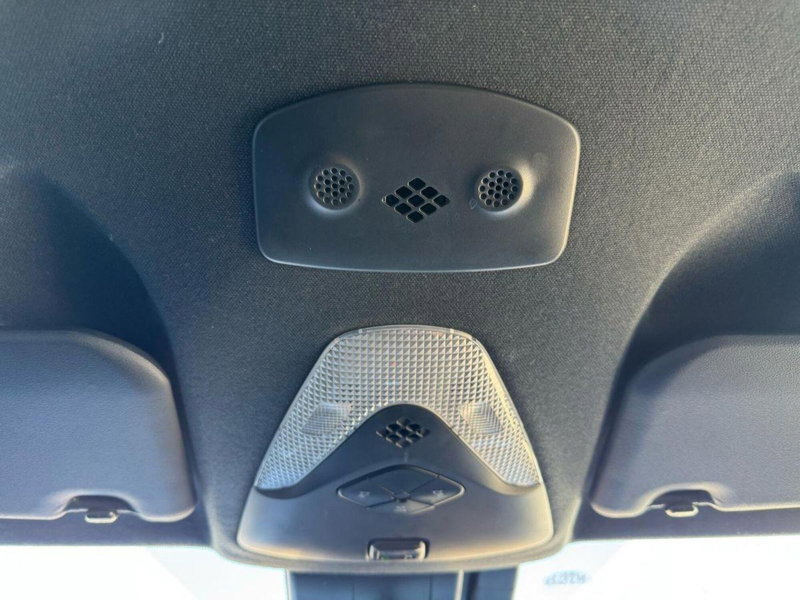 Toyota Toyota C-HR usata a Lecce (17)