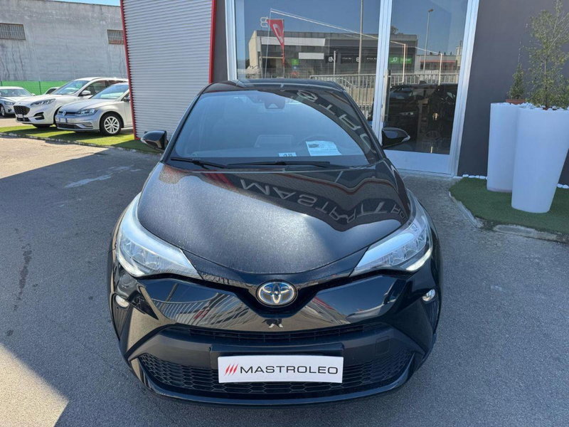 Toyota Toyota C-HR usata a Lecce (5)
